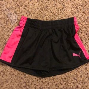 Puma girls shorts sz small